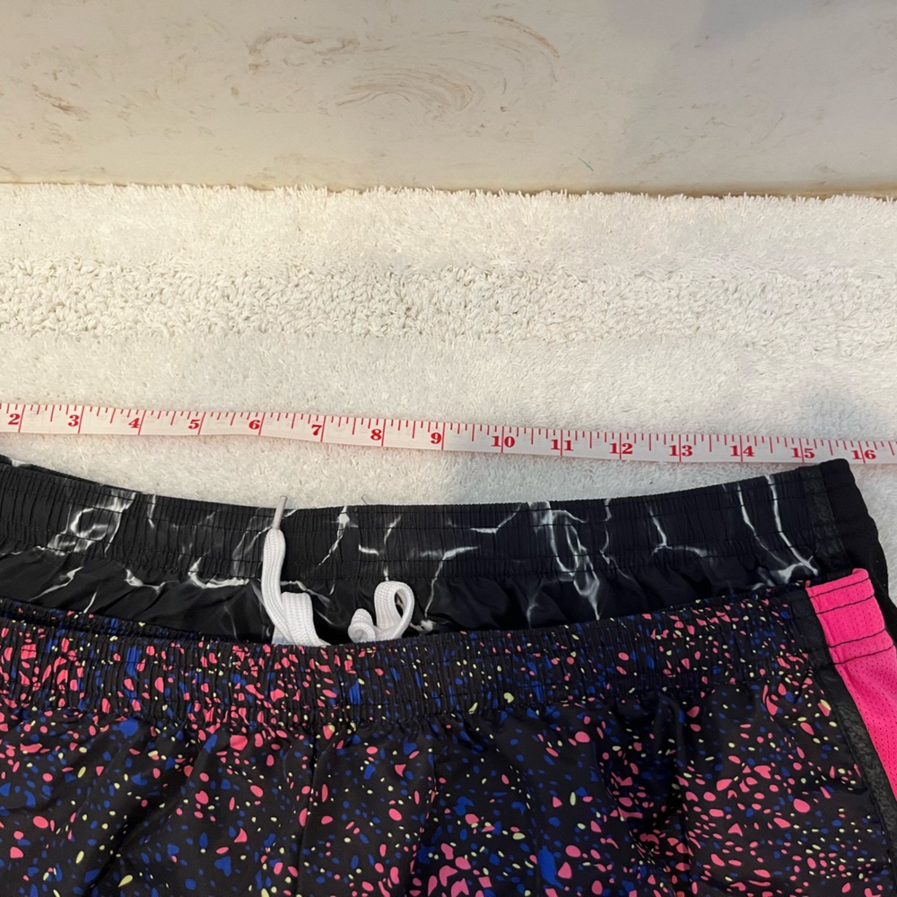 2 pairs soffe low rise running shorts large - Picture 2 of 7